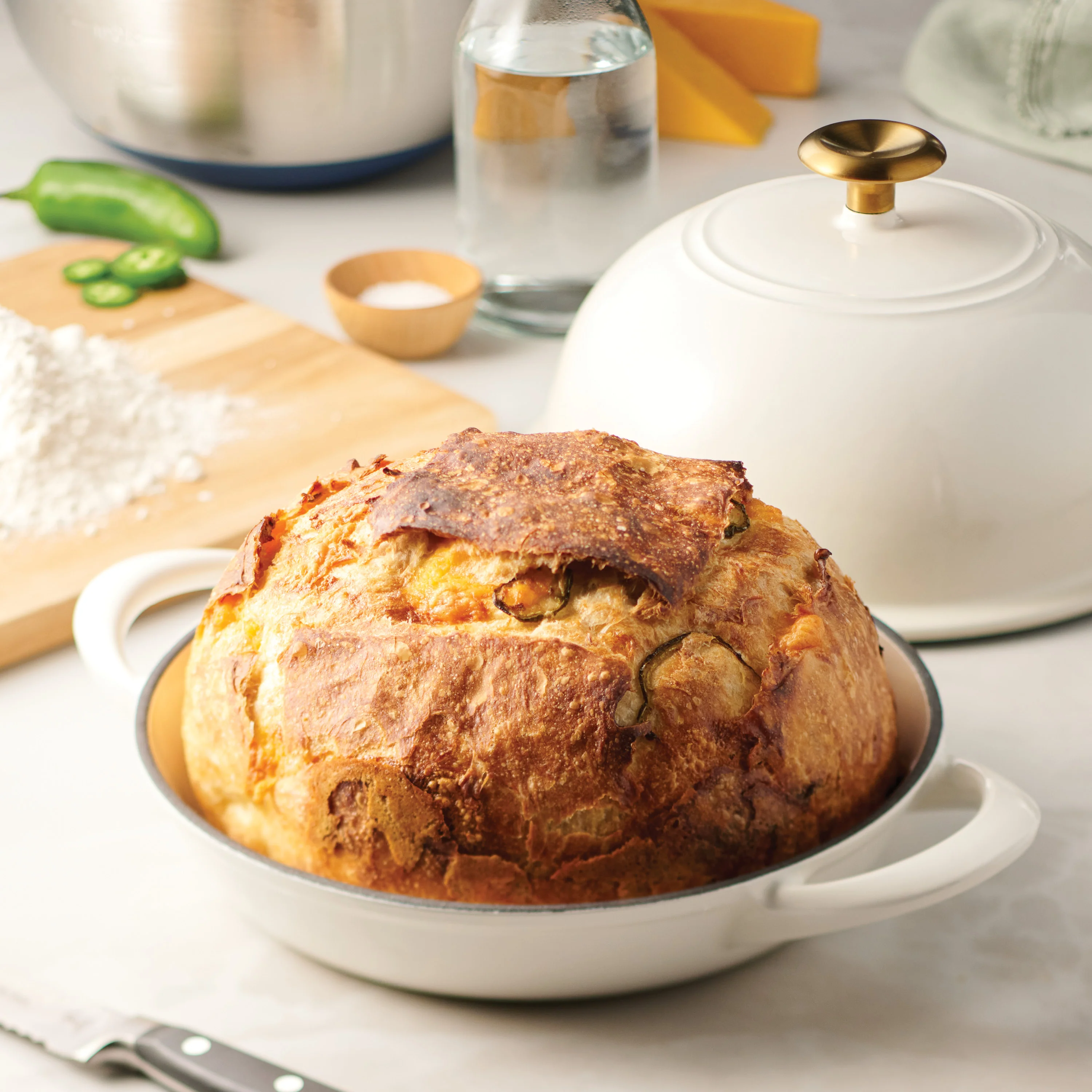 9.5 Inch Cast Iron Bread Oven - Image 12