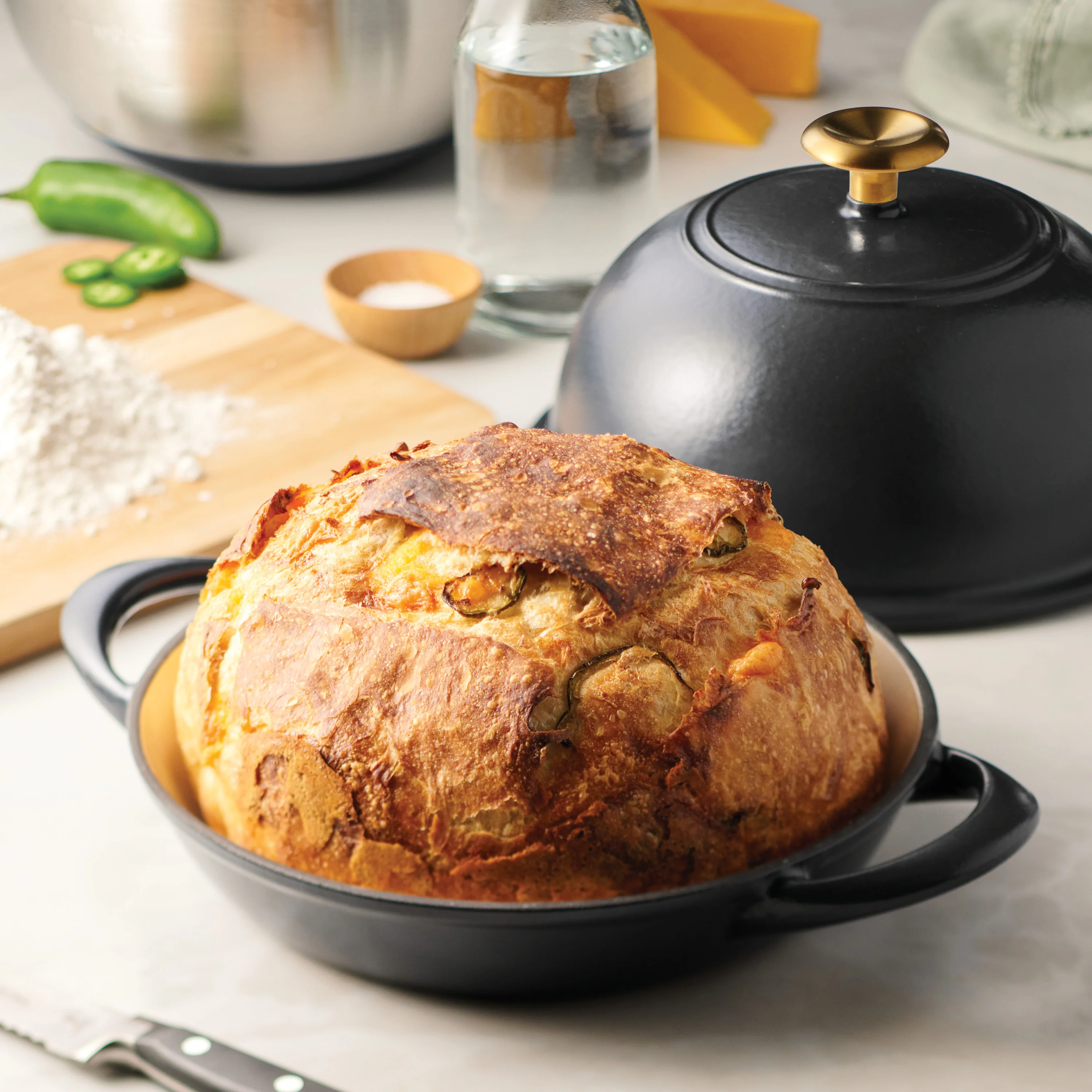 9.5 Inch Cast Iron Bread Oven - Image 9