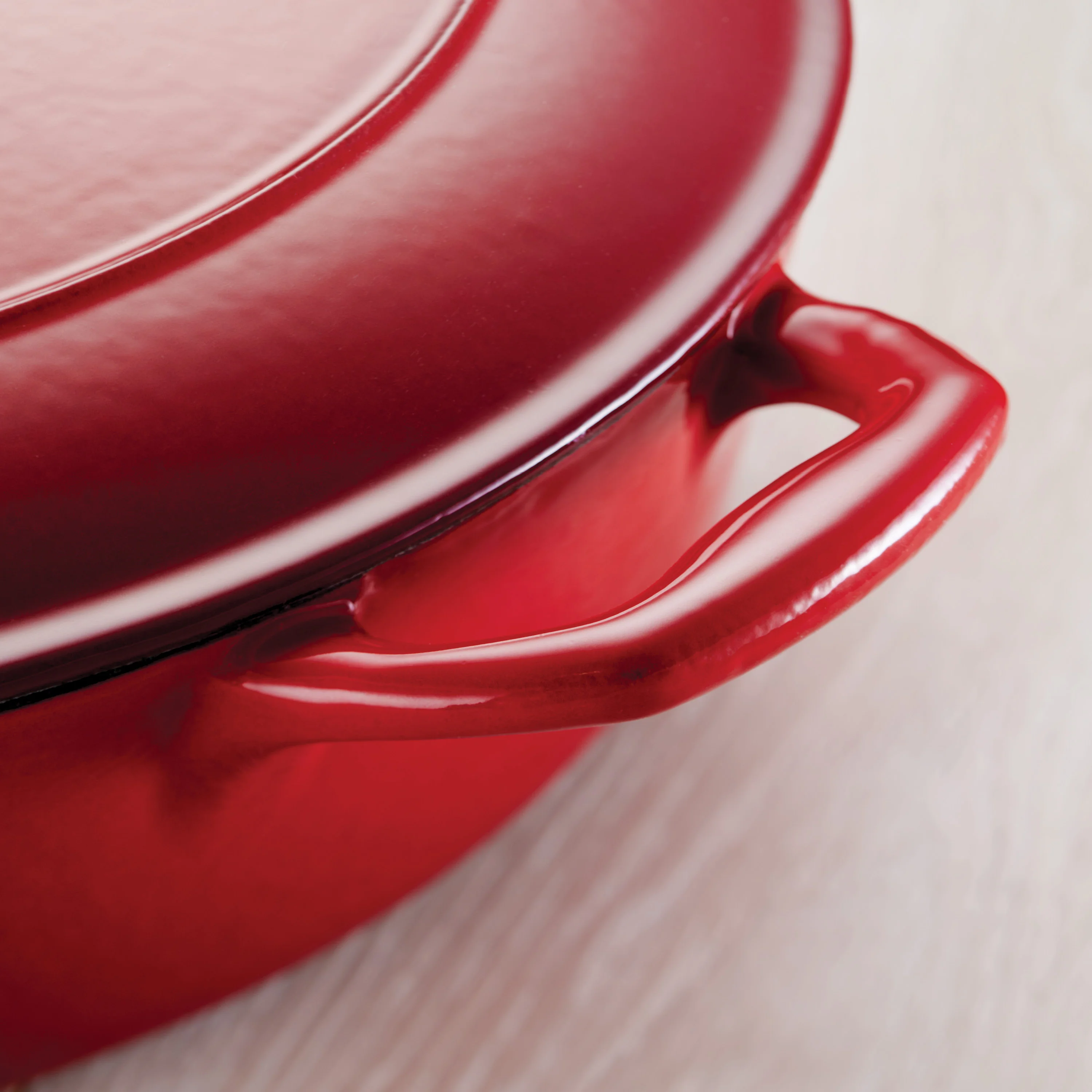 Bestow 6.5 Qt Enameled Cast-Iron  Covered Round Dutch Oven - Gradated Red - Image 4