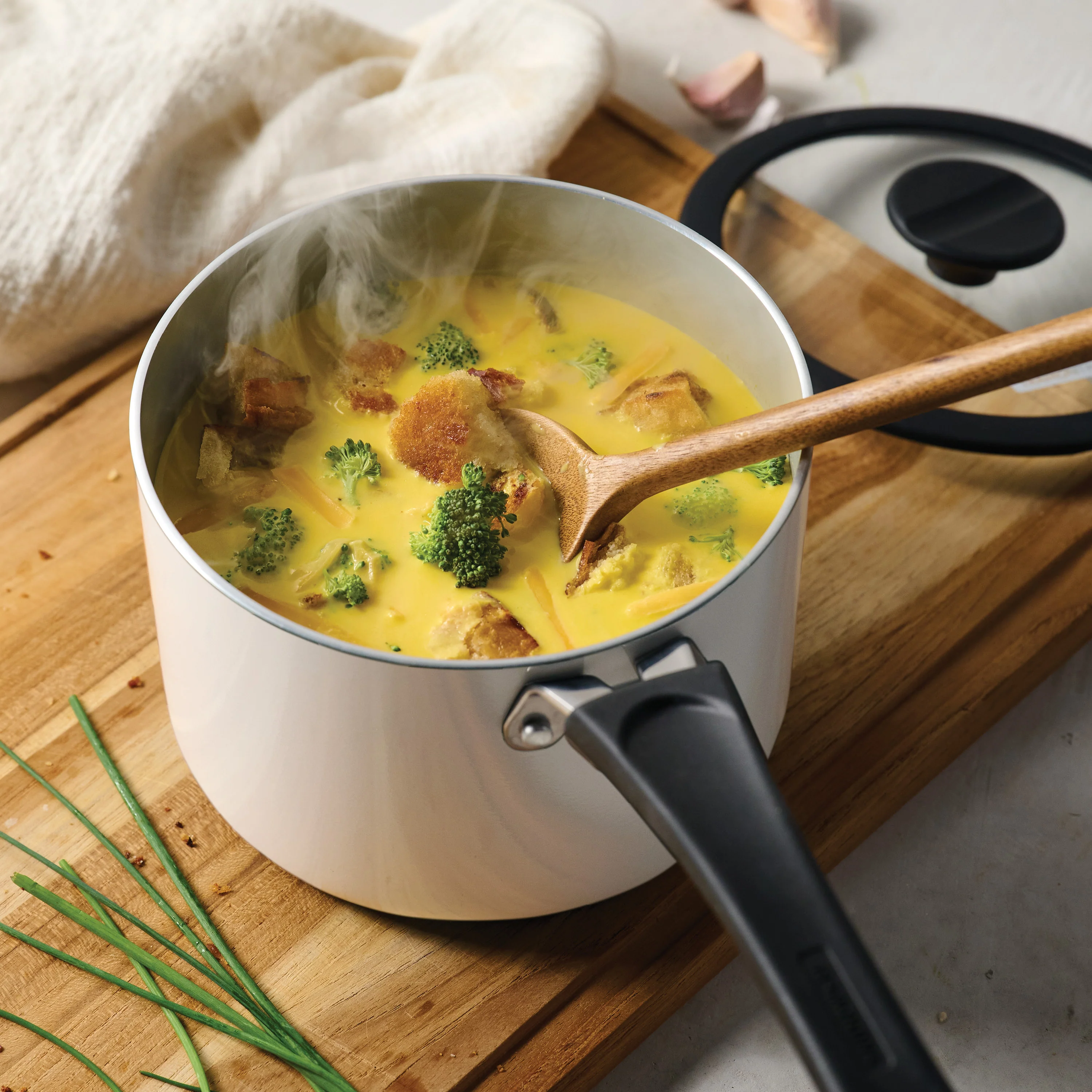 Nesting 6 Piece Ceramic Nonstick Cookware Set - Image 7