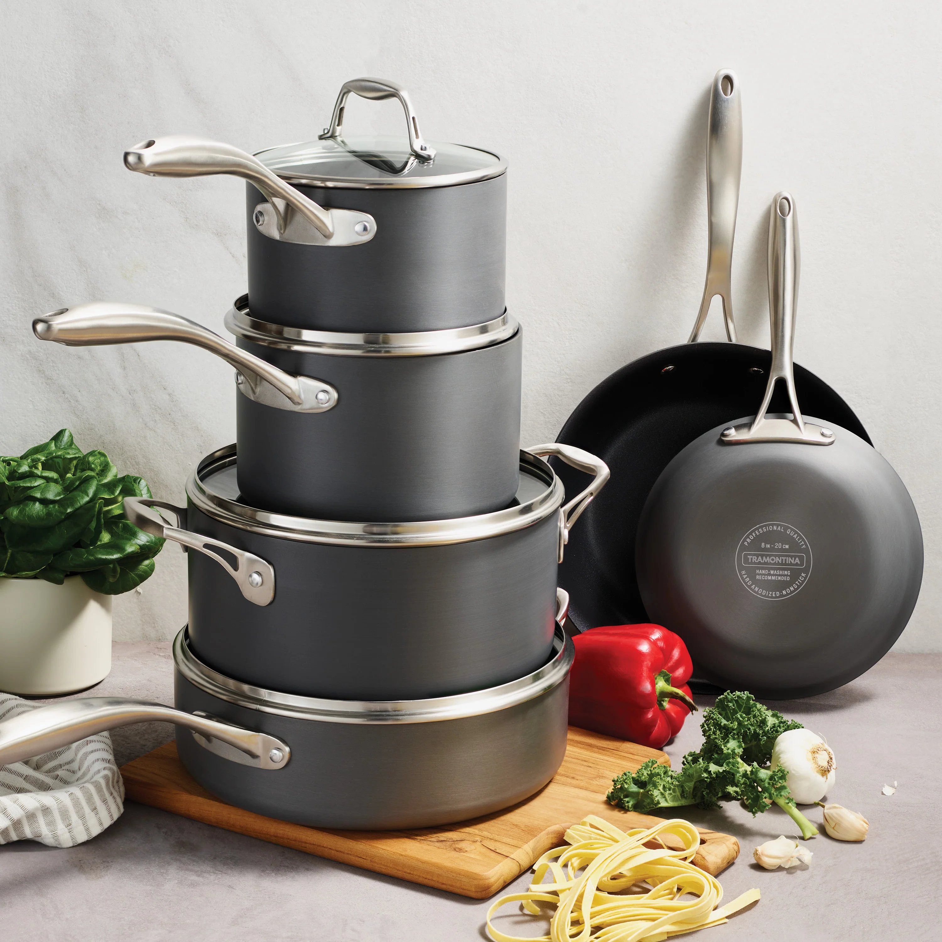 OnyxPro Hard Anodized Cookware Set - Image 3