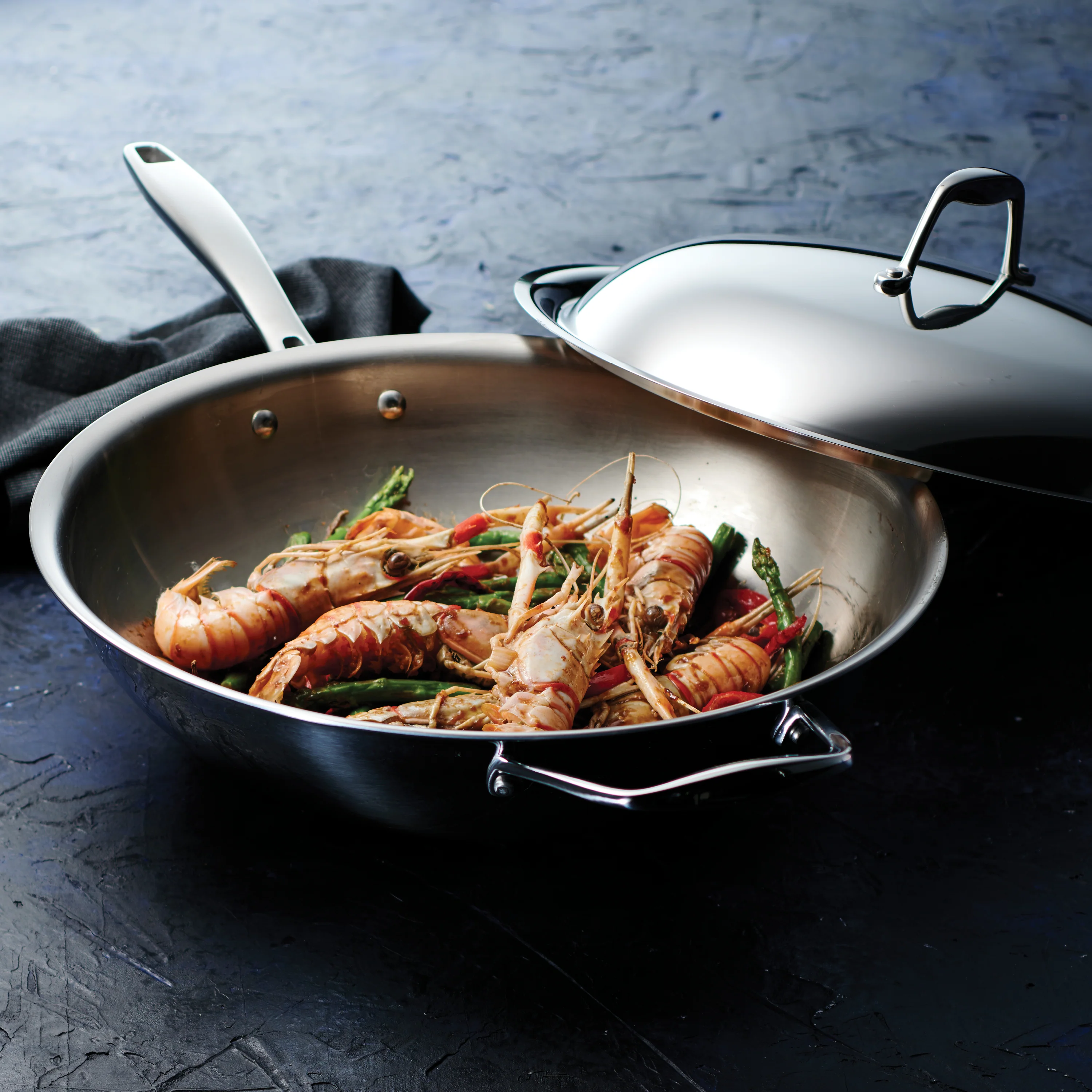 Signature 12.5 Inch Tri-Ply Clad Stainless Steel Wok - Image 5