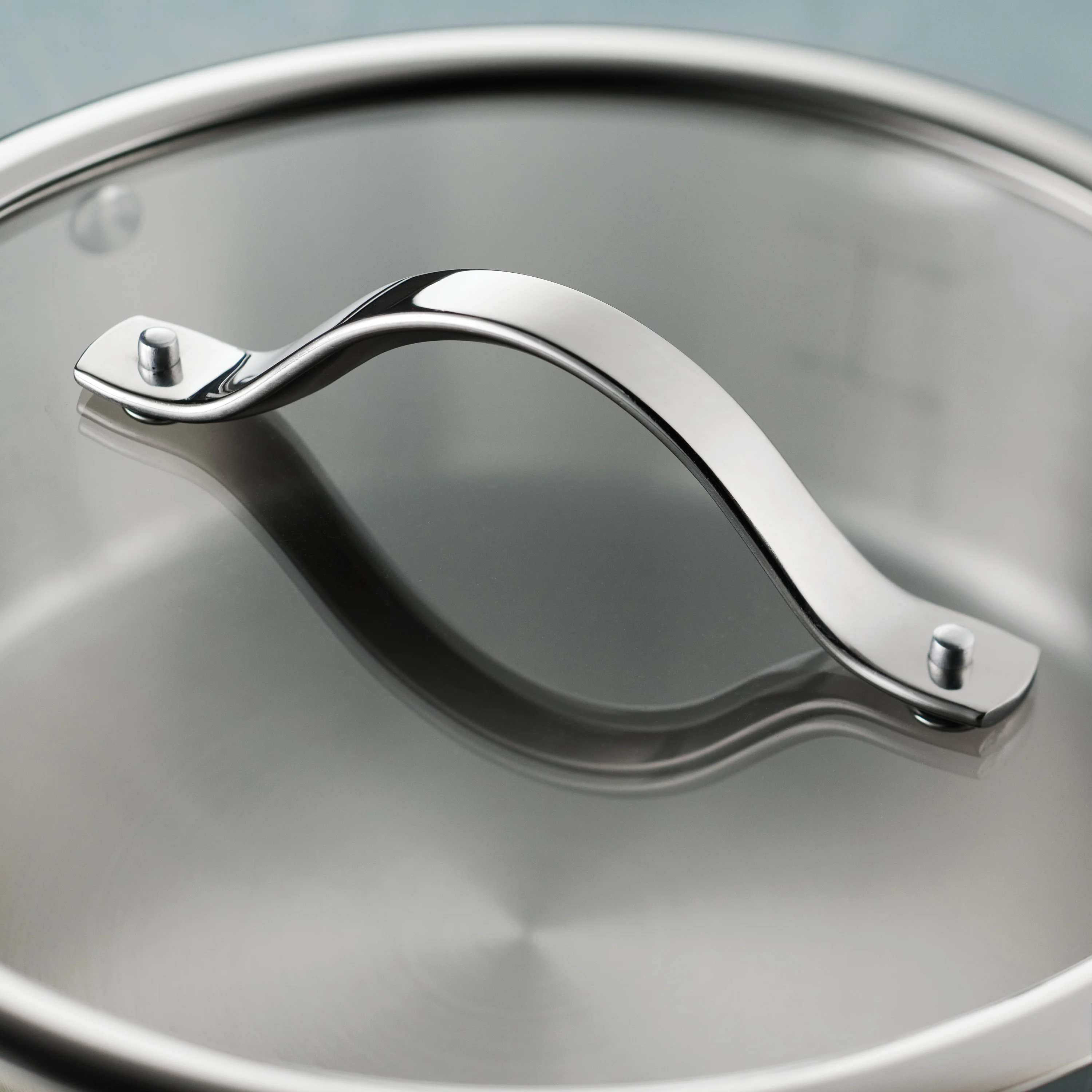 Tempo 8 Quart Tri-Ply Base Stainless Steel Covered Stock Pot - Image 6