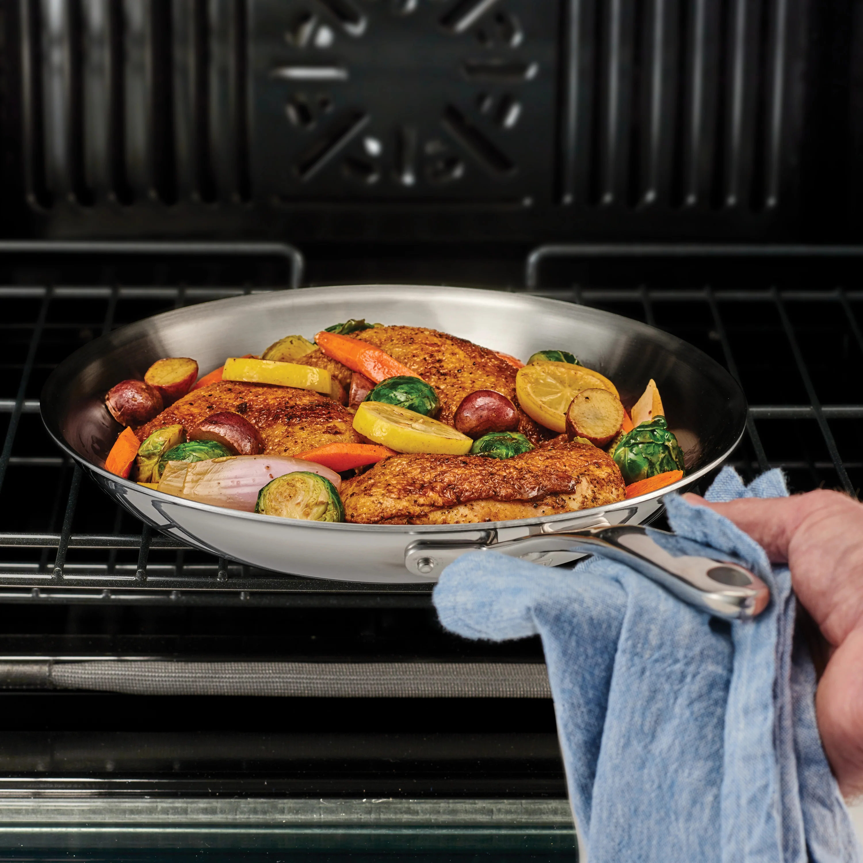 Tri-Ply Clad Stainless Steel Fry Pan - Boston Handle - Image 6