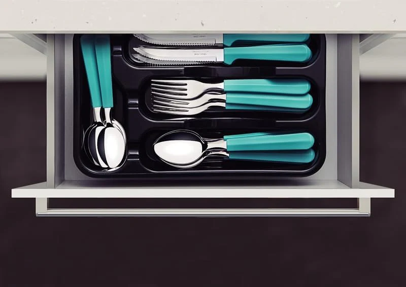 Tulum Stainless Steel 25 Pc Flatware Set with Green Polypropylene Handles - Image 3