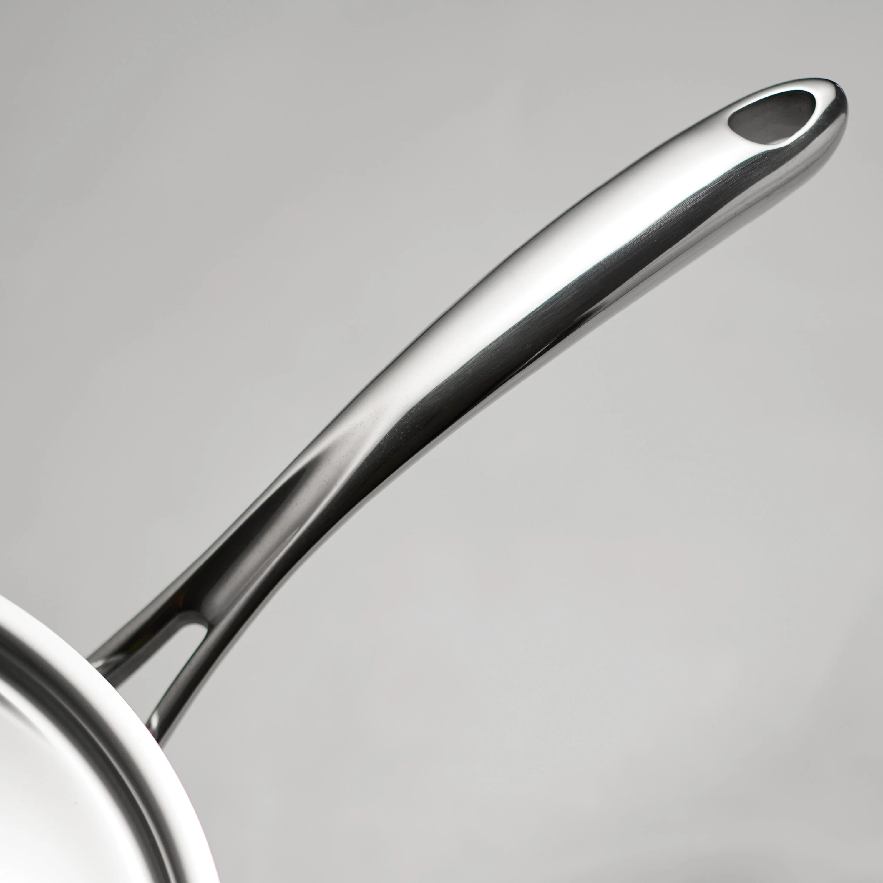 Utsava Tri-Ply Clad 10-Inch Grill Pan with Ceramic Interior - Image 9